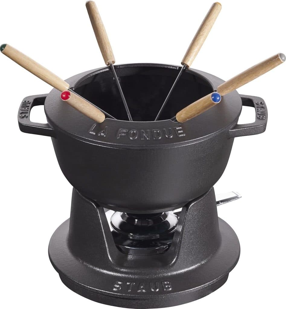 Test du service à fondue en fonte Staub : savourez en toute simplicité