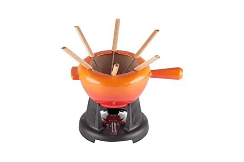 Test du service à fondue en fonte Le Creuset : efficacité et design volcanique