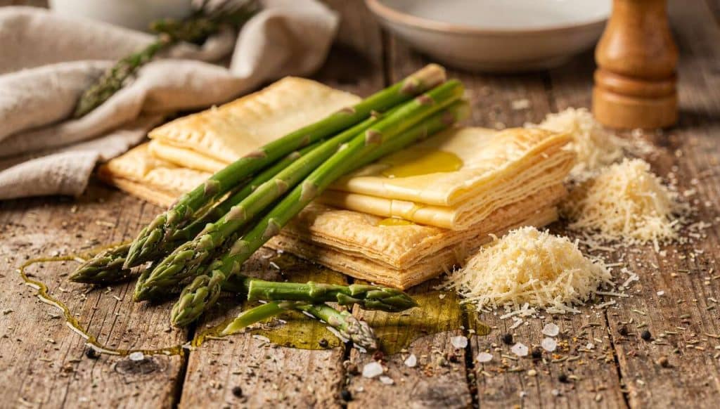 Bouchées d'asperges sauvages au fromage : recette savoureuse