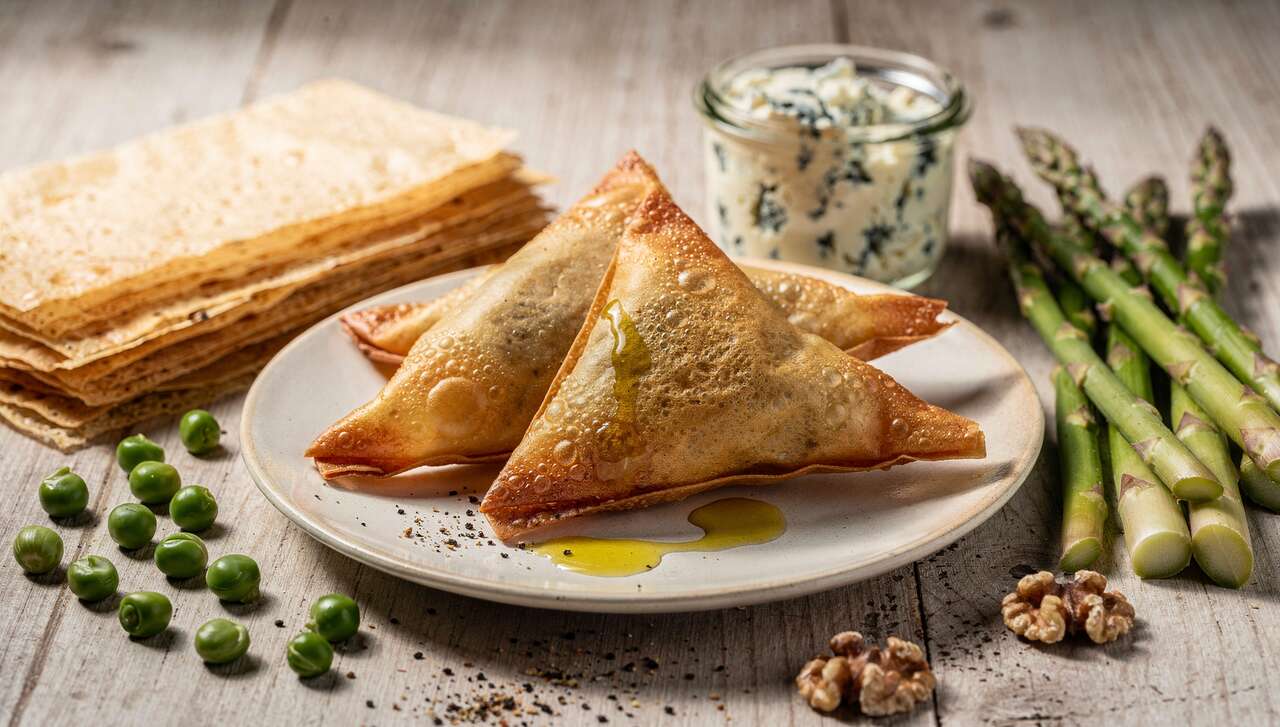 Recette de samoussas au Roquefort et légumes de printemps