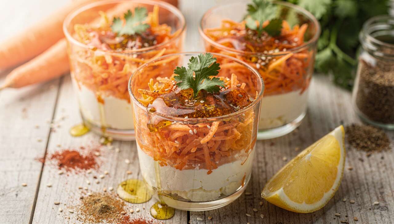 Verrines de carottes, fromage frais et coriandre : recette gourmande